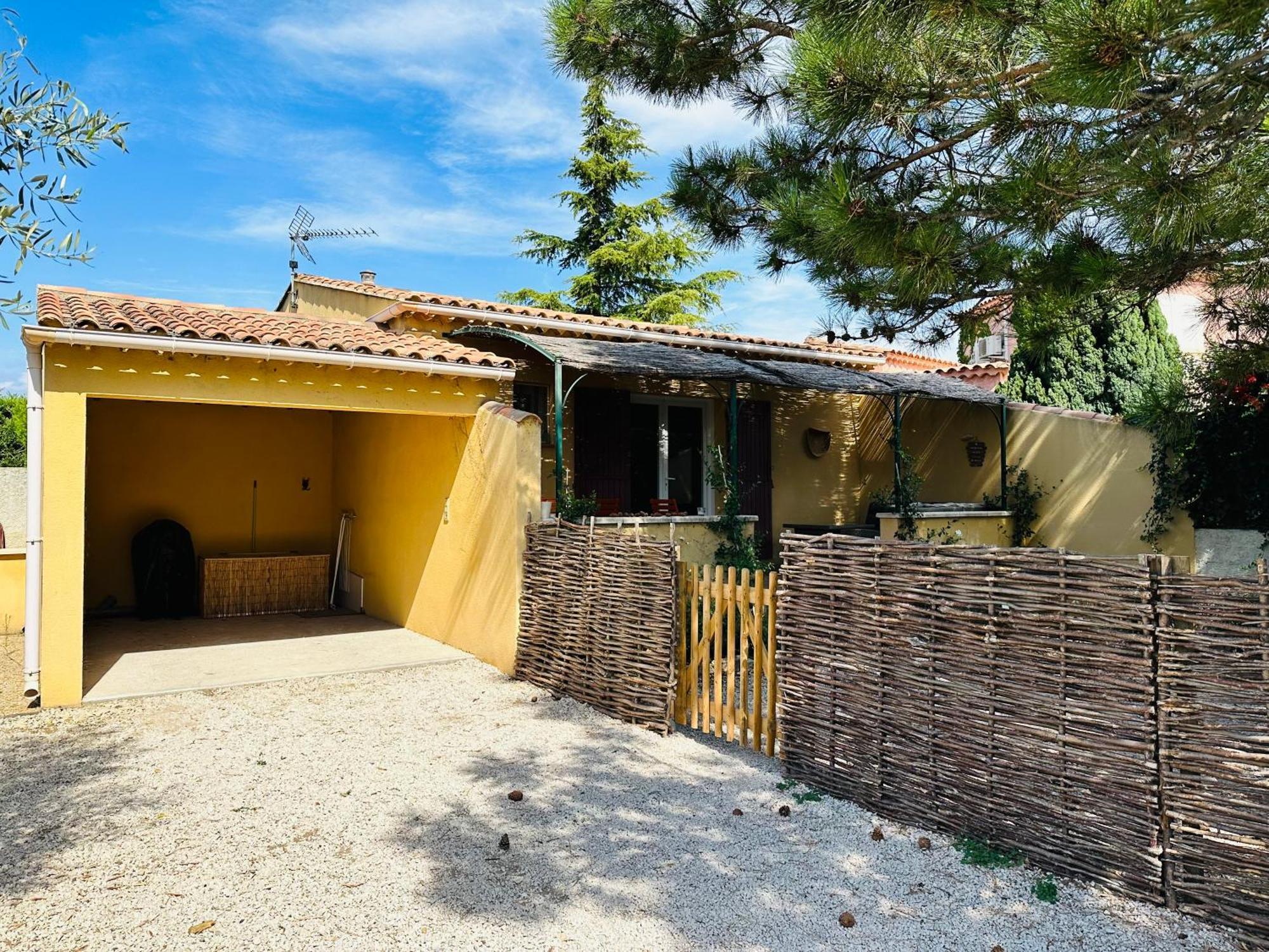 La Pitchoune : Gite Aux Pieds Des Alpilles Мурьес Экстерьер фото